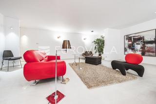 Poslovni prostor - Najam - GRAD ZAGREB - ZAGREB - TREŠNJEVKA