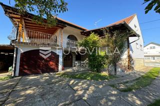 Haus - Verkauf - OSJEČKO-BARANJSKA - ĐAKOVO - ĐAKOVO