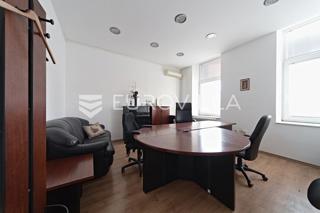 Business premises - Rent - OSJEČKO-BARANJSKA - OSIJEK - OSIJEK