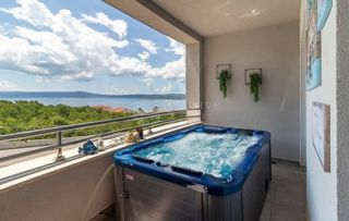 Wohnung - Verkauf - PRIMORSKO-GORANSKA - CRIKVENICA - CRIKVENICA