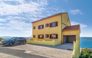 Wohnung - Verkauf - PRIMORSKO-GORANSKA - CRIKVENICA - CRIKVENICA