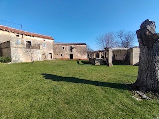 Haus - Verkauf - ISTARSKA - TINJAN - TINJAN