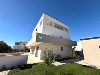 Wohnung - Verkauf - ŠIBENSKO-KNINSKA - VODICE - VODICE