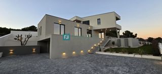 Haus - Verkauf - ŠIBENSKO-KNINSKA - MURTER - BETINA
