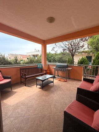 Haus - Verkauf - ŠIBENSKO-KNINSKA - VODICE - VODICE