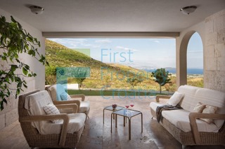 Haus - Verkauf - SPLITSKO-DALMATINSKA - TROGIR - TROGIR