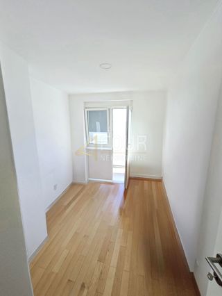 Flat - Sale - PRIMORSKO-GORANSKA - CRIKVENICA - CRIKVENICA