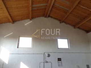 Geschäftsraum - Miete - PRIMORSKO-GORANSKA - ČAVLE - MAVRINCI