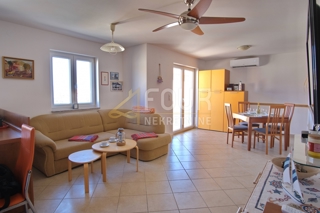 Wohnung - Verkauf - PRIMORSKO-GORANSKA - KRK - KLIMNO