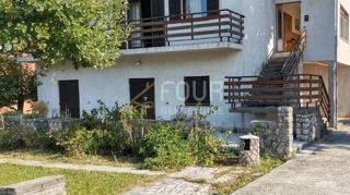 Haus - Verkauf - PRIMORSKO-GORANSKA - JELENJE - PODHUM