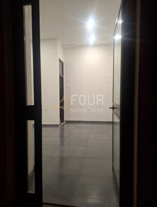 Business premises - Sale - PRIMORSKO-GORANSKA - RIJEKA - BELVEDER