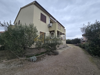 Haus - Verkauf - PRIMORSKO-GORANSKA - KRK - KRK