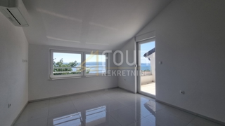 Wohnung - Verkauf - PRIMORSKO-GORANSKA - CRIKVENICA - CRIKVENICA