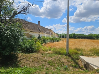 Haus - Verkauf - OSJEČKO-BARANJSKA - POPOVAC - BRANJINA