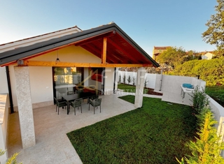 Haus - Verkauf - ISTARSKA - BALE - BALE