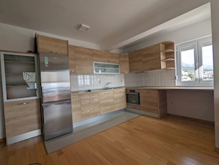 Wohnung - Verkauf - SPLITSKO-DALMATINSKA - MAKARSKA - MAKARSKA