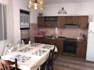Kuća - Prodaja - SPLITSKO-DALMATINSKA - ČIOVO - OKRUG GORNJI