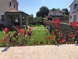 Haus - Verkauf - ISTARSKA - POREČ - POREČ