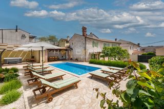 Haus - Verkauf - ISTARSKA - MARČANA - KRNICA