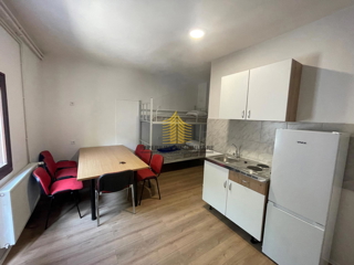 Haus - Miete - GRAD ZAGREB - ZAGREB - MAKSIMIR