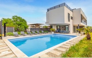 Haus - Verkauf - ISTARSKA - PULA - PULA