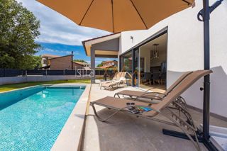 Haus - Verkauf - ISTARSKA - MEDULIN - POMER