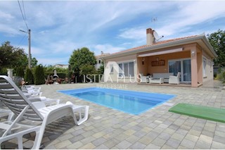 Haus - Verkauf - ISTARSKA - POREČ - POREČ