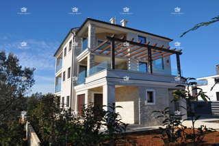 Haus - Verkauf - ISTARSKA - FAŽANA - FAŽANA