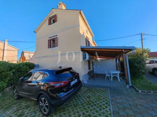 Haus - Verkauf - PRIMORSKO-GORANSKA - KRK - OMIŠALJ