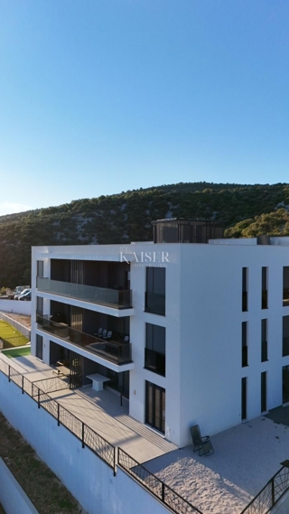 Flat - Sale - SPLITSKO-DALMATINSKA - MARINA - MARINA