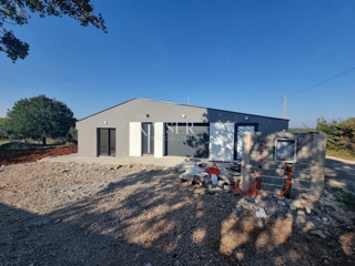 Haus - Verkauf - ISTARSKA - BARBAN - REBIĆI