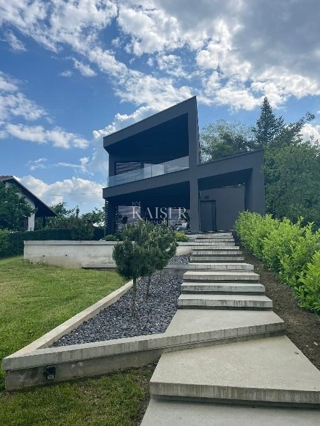 Haus - Verkauf - GRAD ZAGREB - ZAGREB - BREZOVICA