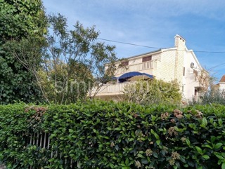 Haus - Verkauf - SPLITSKO-DALMATINSKA - BRAČ - SUPETAR