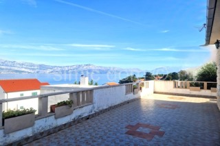 Haus - Verkauf - SPLITSKO-DALMATINSKA - SUPETAR - SPLITSKA