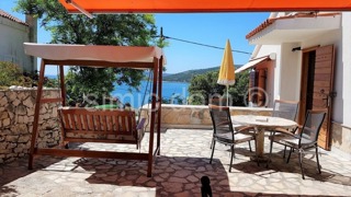 Haus - Verkauf - SPLITSKO-DALMATINSKA - SEGET - SEGET VRANJICA