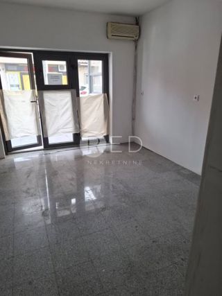 Poslovni prostor - Prodaja - GRAD ZAGREB - ZAGREB - DONJA DUBRAVA