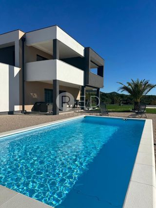 Kuća - Prodaja - ZADARSKA - POLAČA - KAKMA