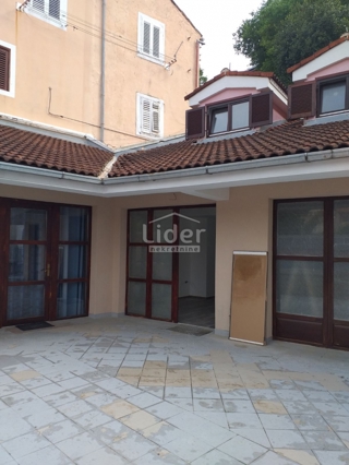 Flat - Sale - PRIMORSKO-GORANSKA - MALI LOŠINJ - MALI LOŠINJ