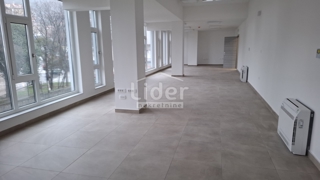 Poslovni prostor - Najam - PRIMORSKO-GORANSKA - RIJEKA - ŠKURINJE