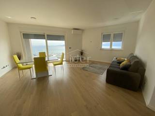 Flat - Rent - PRIMORSKO-GORANSKA - RIJEKA - MARTINKOVAC
