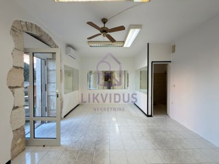 Poslovni prostor - Prodaja - ISTARSKA - MEDULIN - MEDULIN