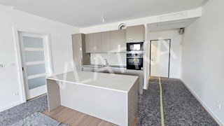 Flat - Rent - GRAD ZAGREB - ZAGREB - MAKSIMIR