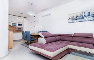 Flat - Sale - PRIMORSKO-GORANSKA - CRIKVENICA - DRAMALJ