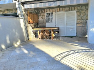 Flat - Sale - PRIMORSKO-GORANSKA - CRIKVENICA - DRAMALJ