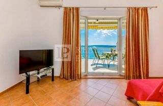 Wohnung - Verkauf - PRIMORSKO-GORANSKA - CRIKVENICA - SELCE