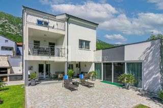Haus - Verkauf - PRIMORSKO-GORANSKA - VINODOLSKA OPĆINA - TRIBALJ