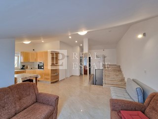 Flat - Sale - PRIMORSKO-GORANSKA - KRK - NJIVICE