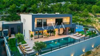 Haus - Verkauf - SPLITSKO-DALMATINSKA - ZAGVOZD - ZAGVOZD