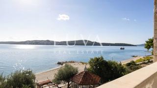 Business premises - Sale - SPLITSKO-DALMATINSKA - SEGET - SEGET DONJI