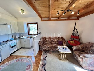 Wohnung - Verkauf - PRIMORSKO-GORANSKA - CRIKVENICA - CRIKVENICA